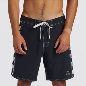 Quicksilver Original Arch 18" Boardshorts - NWOT